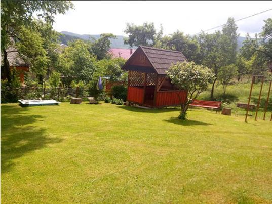 Затишний Дім Vila Yaremche Exterior foto